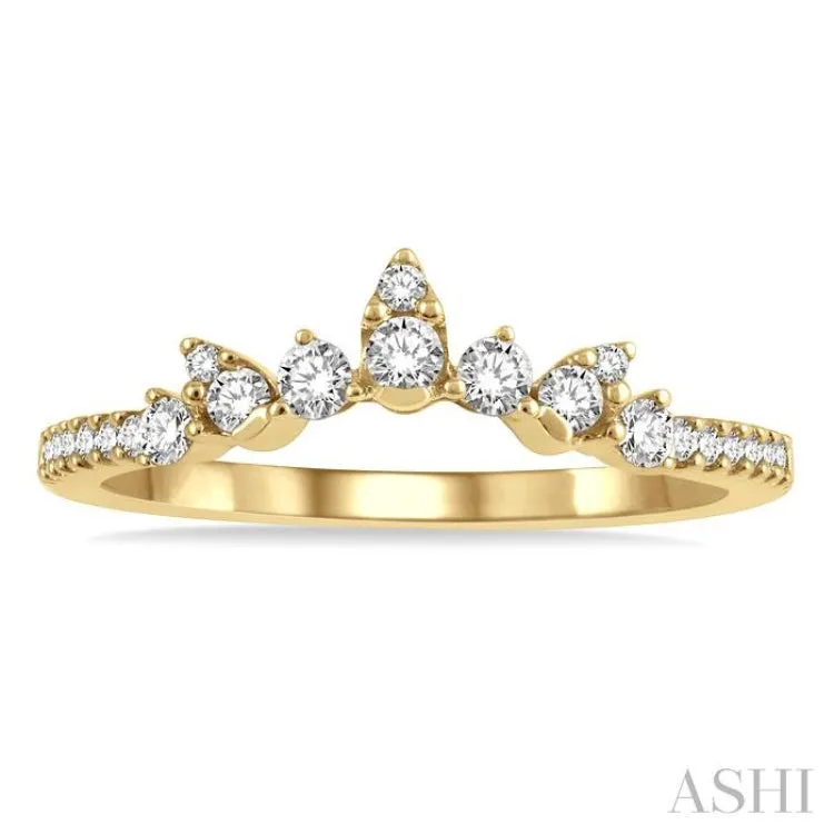 1/4 ctw Alternating Marquise and Circular Mount Round Cut Diamond Curved Wedding Band in 14K Yellow Gold