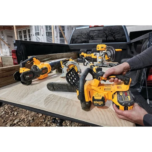 Dewalt® 20V MAX* XR® COMPACT 12 IN. CORDLESS CHAINSAW KIT, DCCS620P1