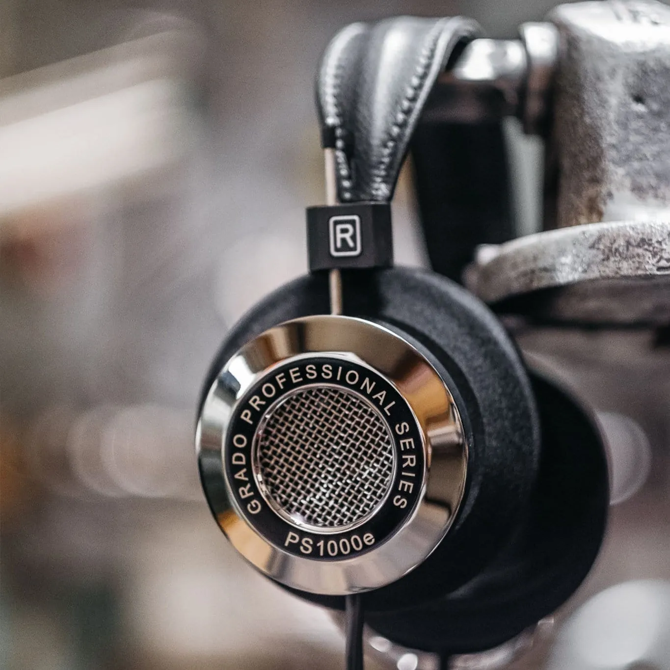 Grado PS1000e Professional Series Headphones - DEMO UNIT