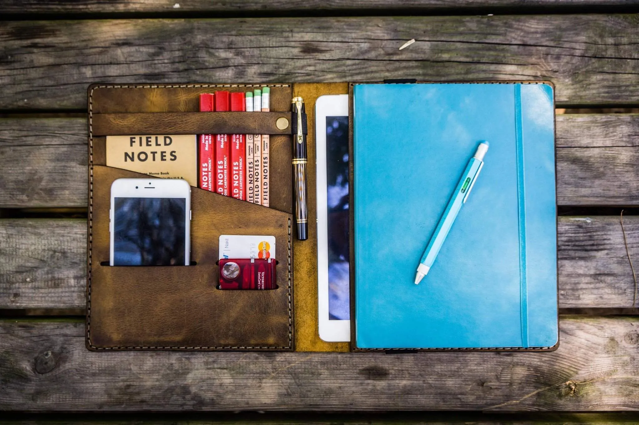 iPad Air/Pro & Extra Large Moleskine Cover - Crazy Horse Brown