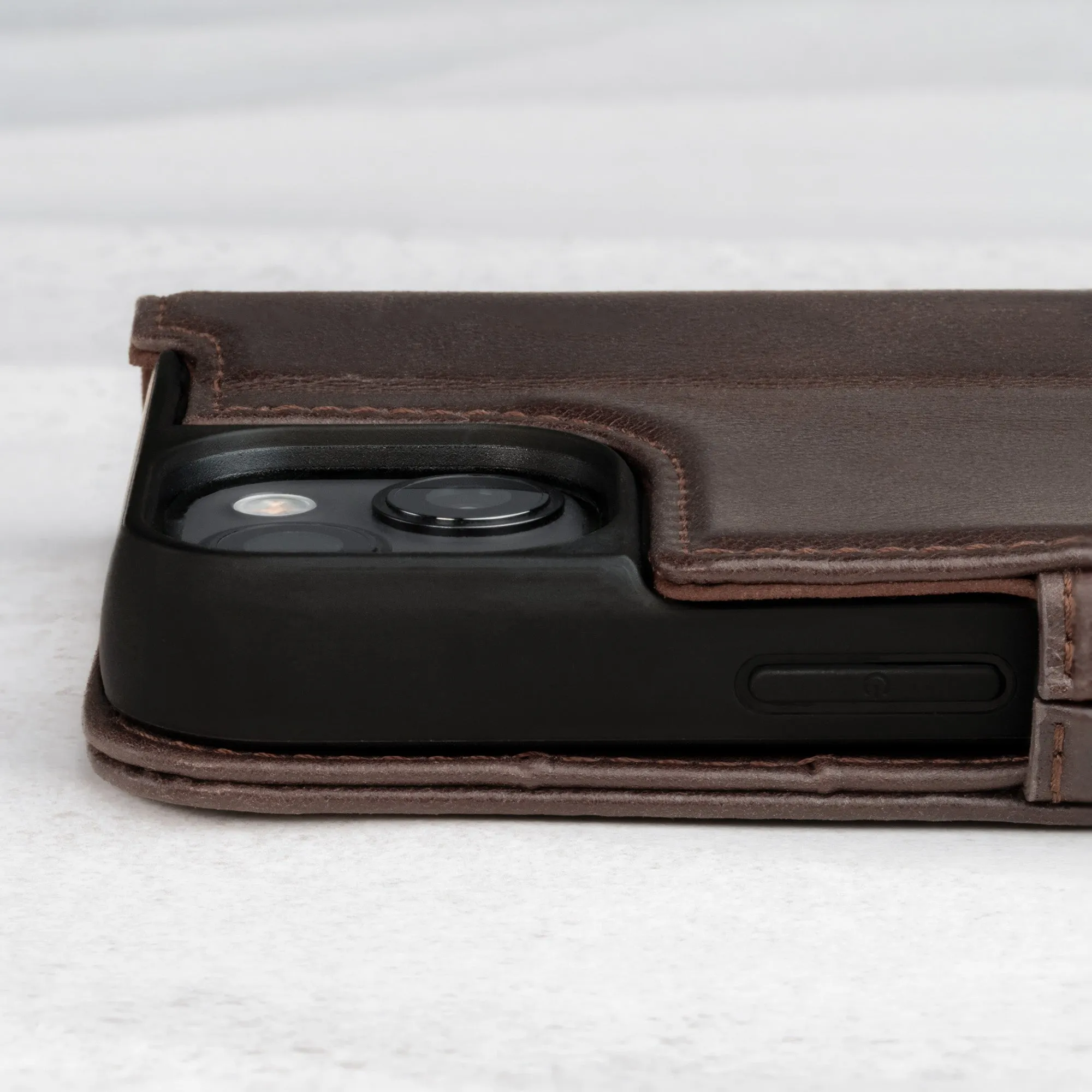 iPhone 14 Leather Case (with Stand function)