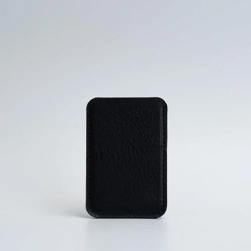 Leather MagSafe wallet - The Minimalist