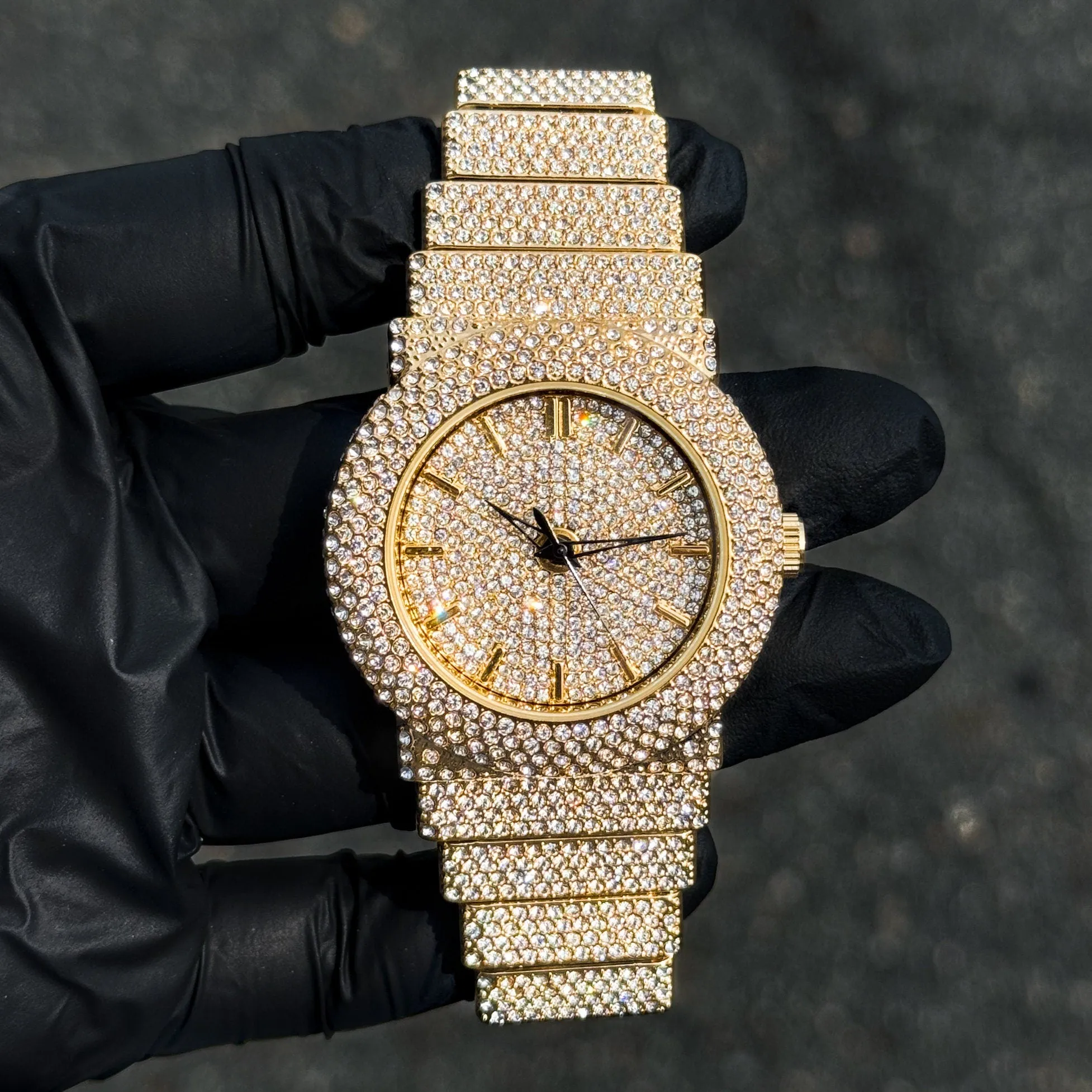 Women's 40mm Luxury Diamond Watch - Fully Iced Out Band with Brilliant Crystals