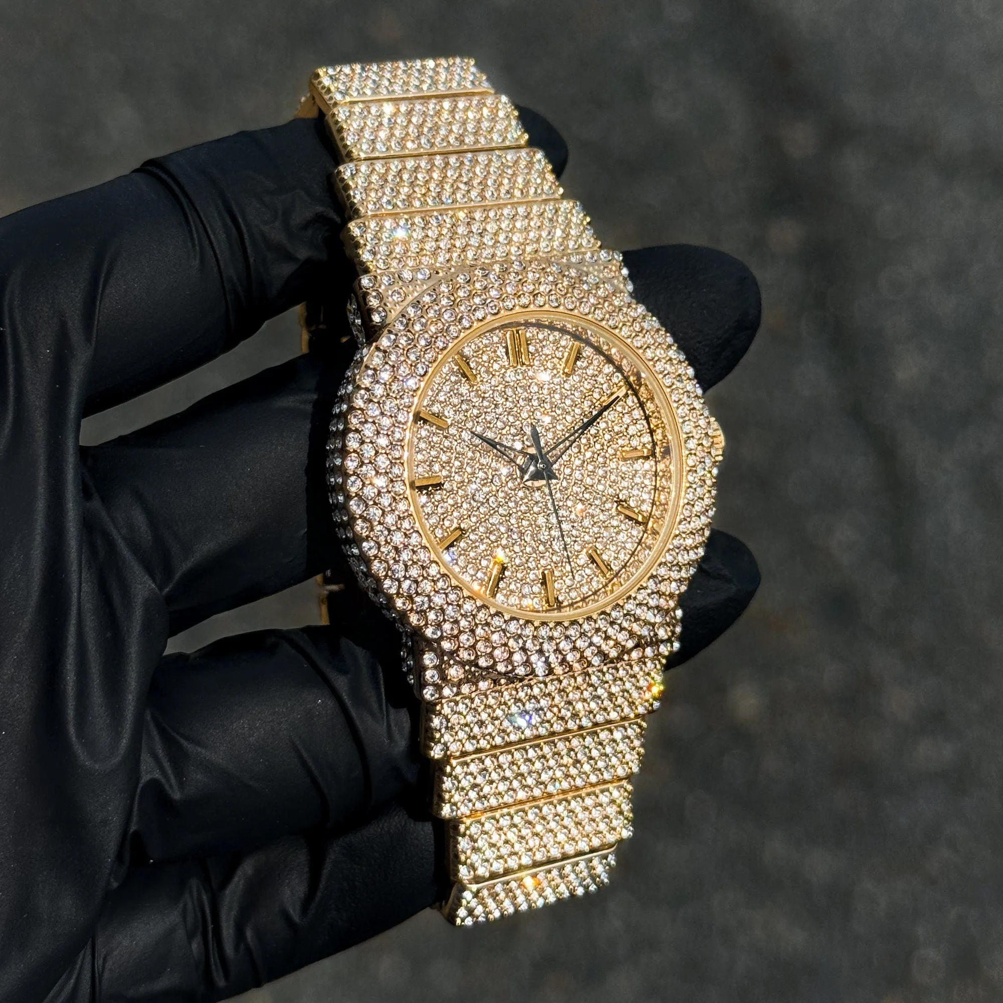 Women's 40mm Luxury Diamond Watch - Fully Iced Out Band with Brilliant Crystals